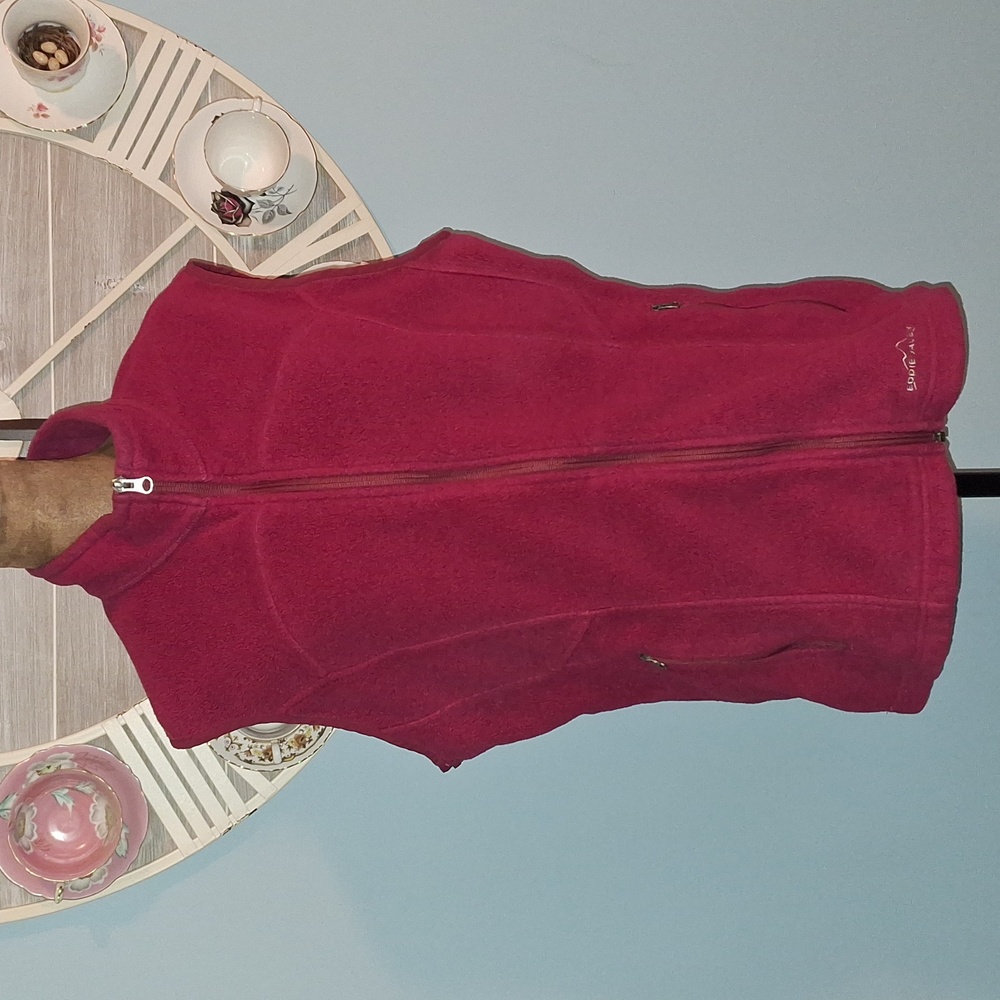 Eddie Bauer Plush Fleece in Deep Burgundy